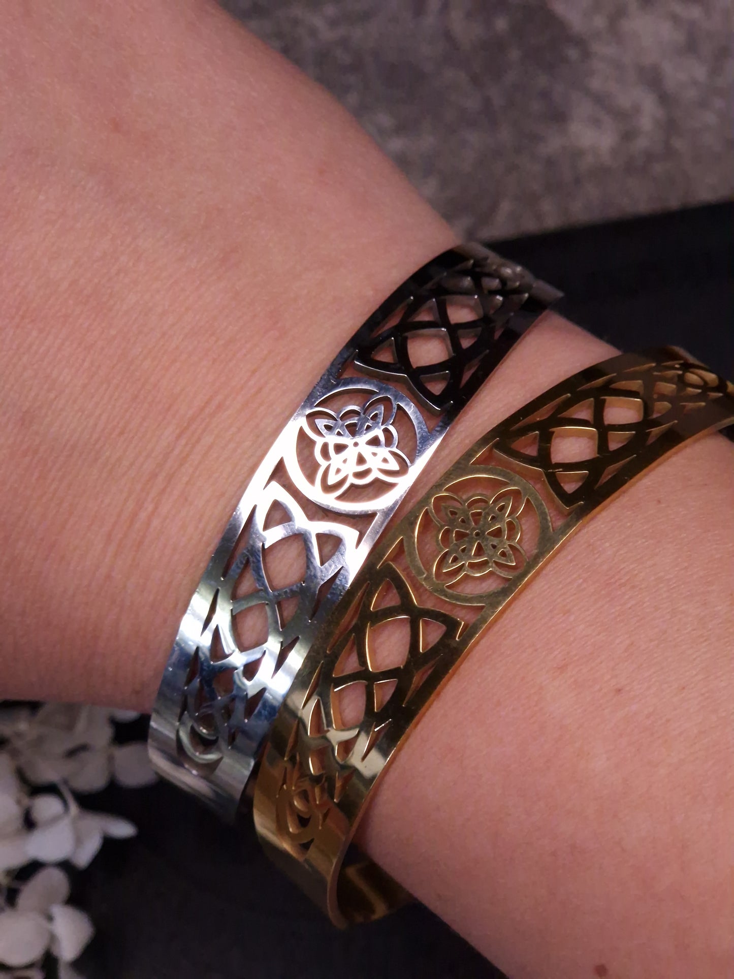 Armreifen Hexenknoten silber & gold