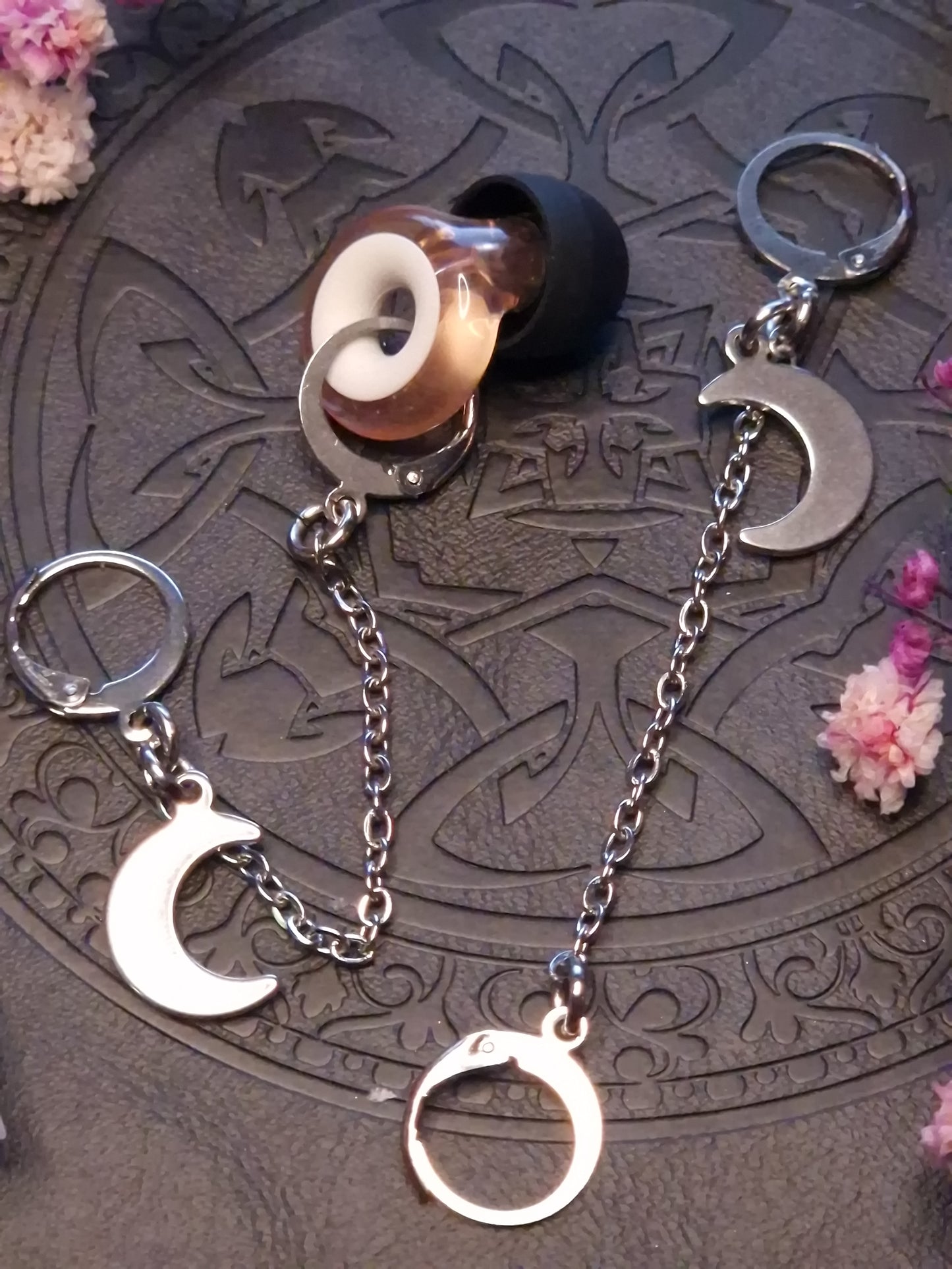 Ohrstöpsel Halter silber - „Moonchain Keeper“