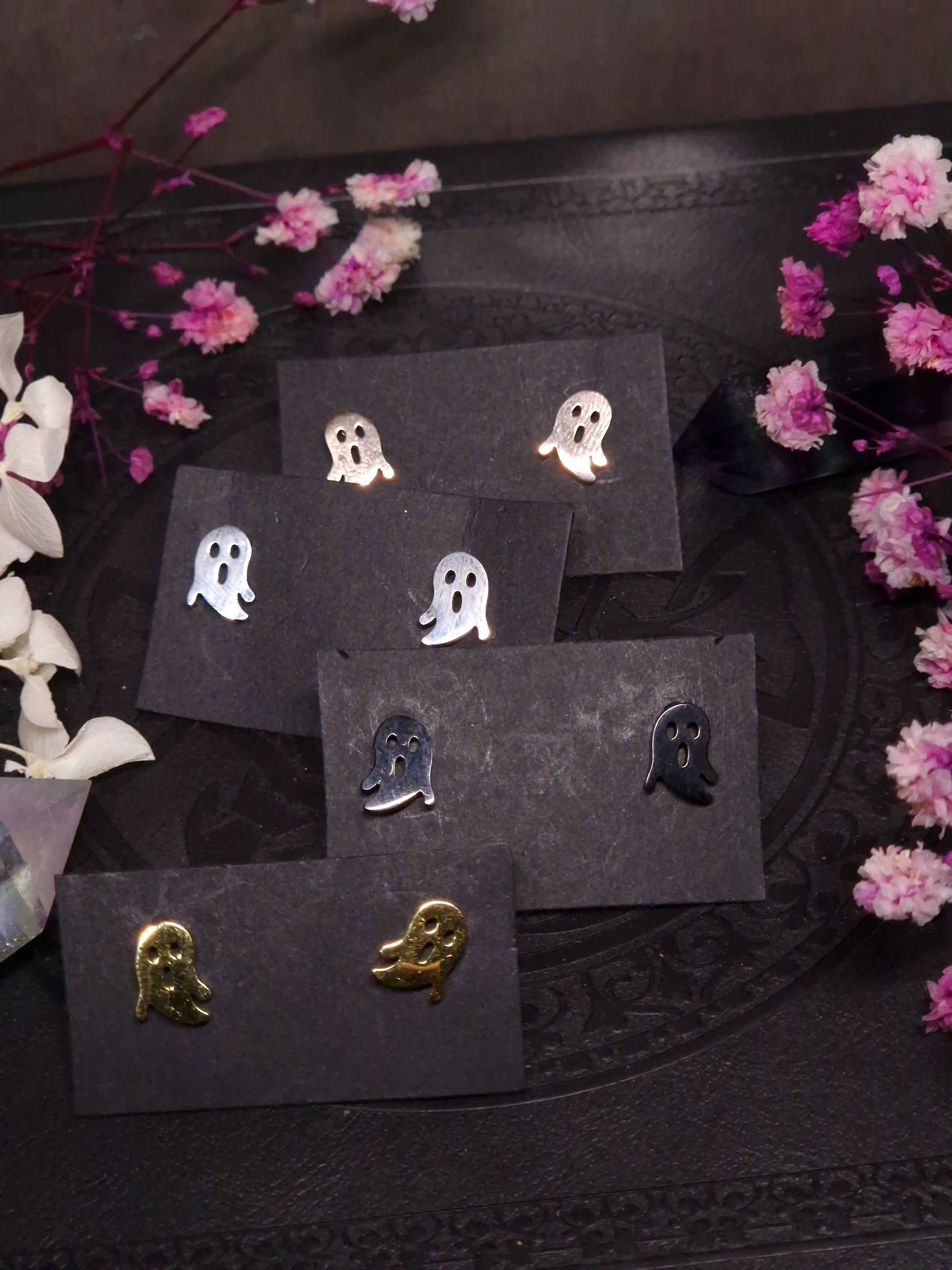 Ghosty Studs Ohrstecker