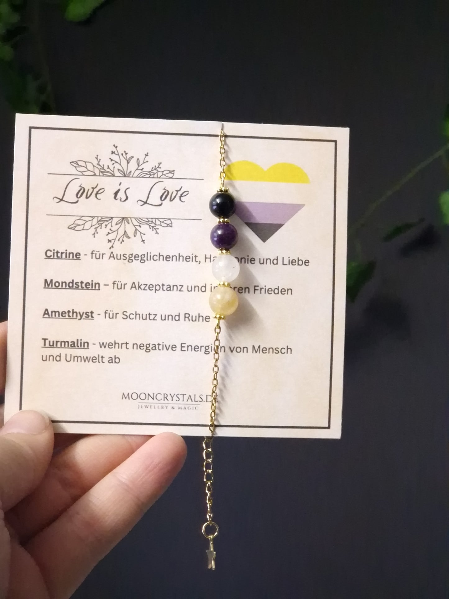 Love ist Love - Nonbinary Pride