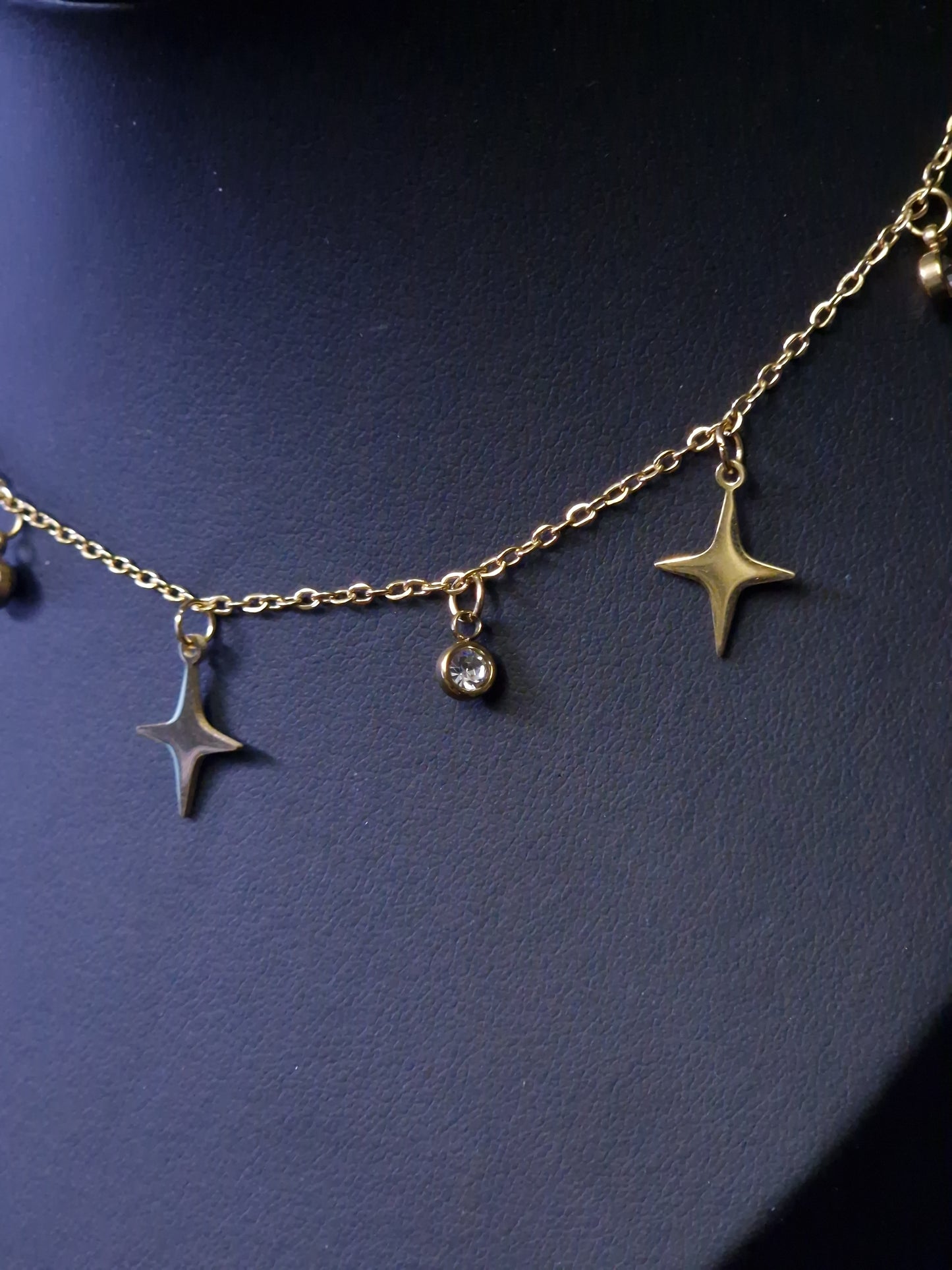 Kette mit Sternchen gold