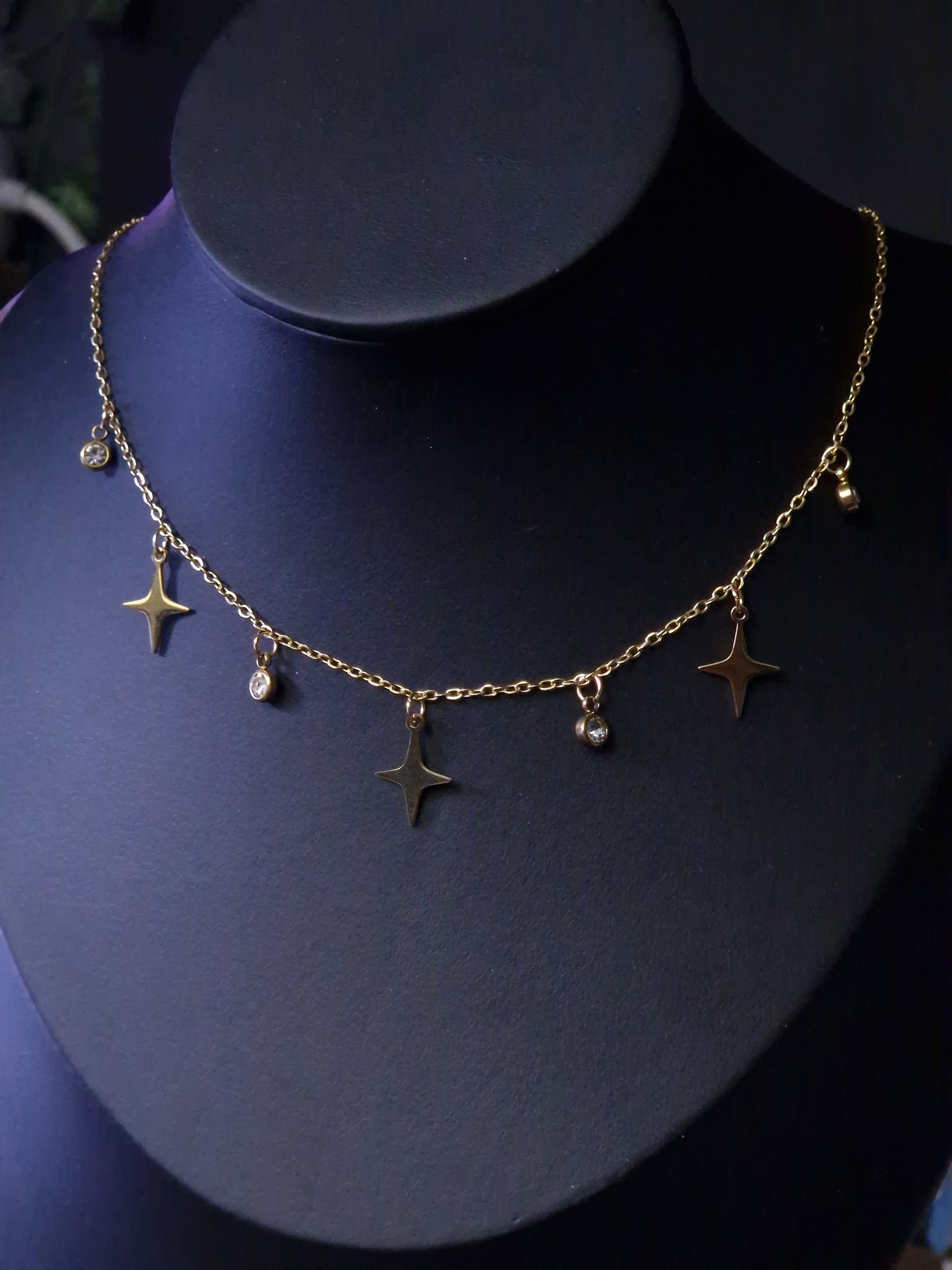 Kette mit Sternchen gold