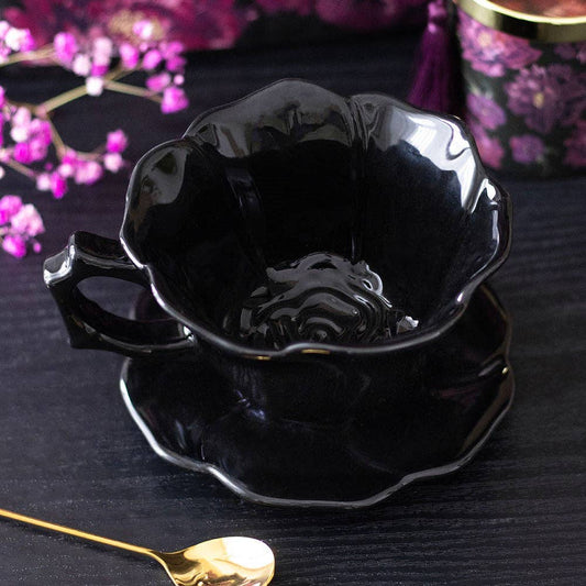 Schwarze Rose Teetasse und Untertasse
