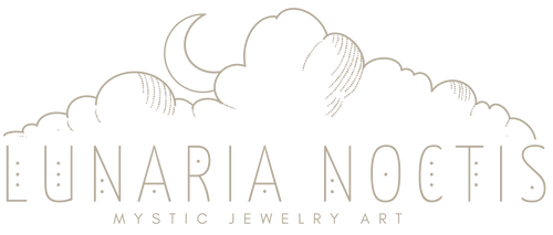 LunariaNoctis