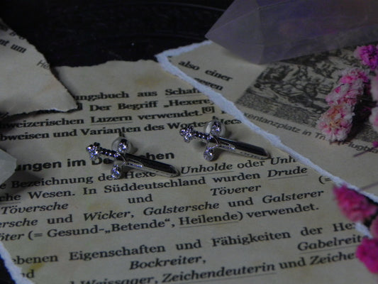 Dagger’s Whisper – Ohrstecker