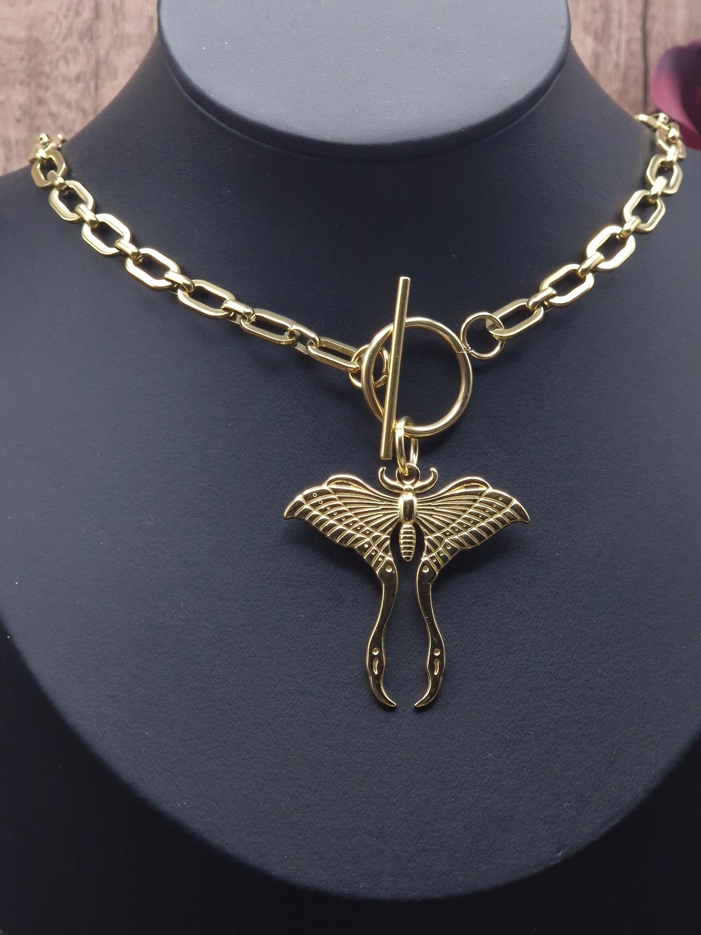 Chunky Luna Moth Kette