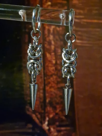 Kettenstachel – Klare Entschlossenheit