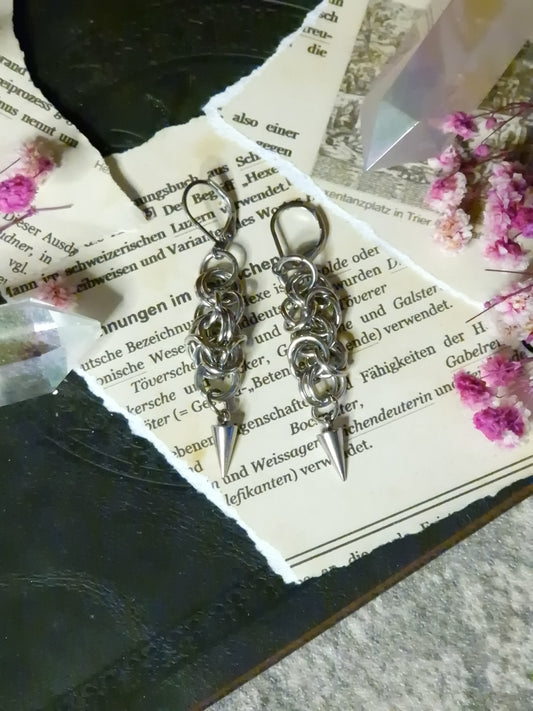 Chainmaille Spike – Wächter aus Stahl