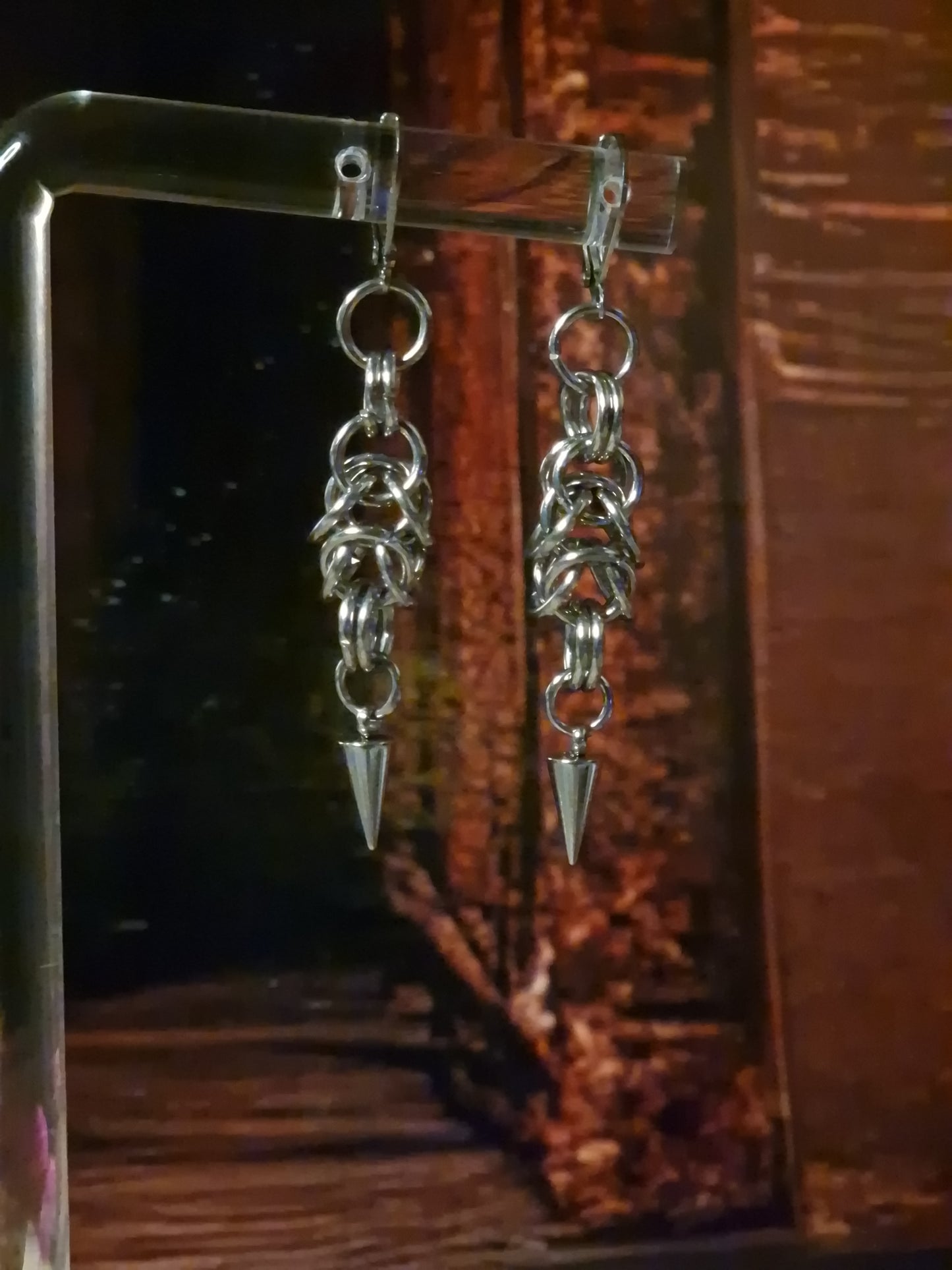 Chainmaille Spike – Wächter aus Stahl