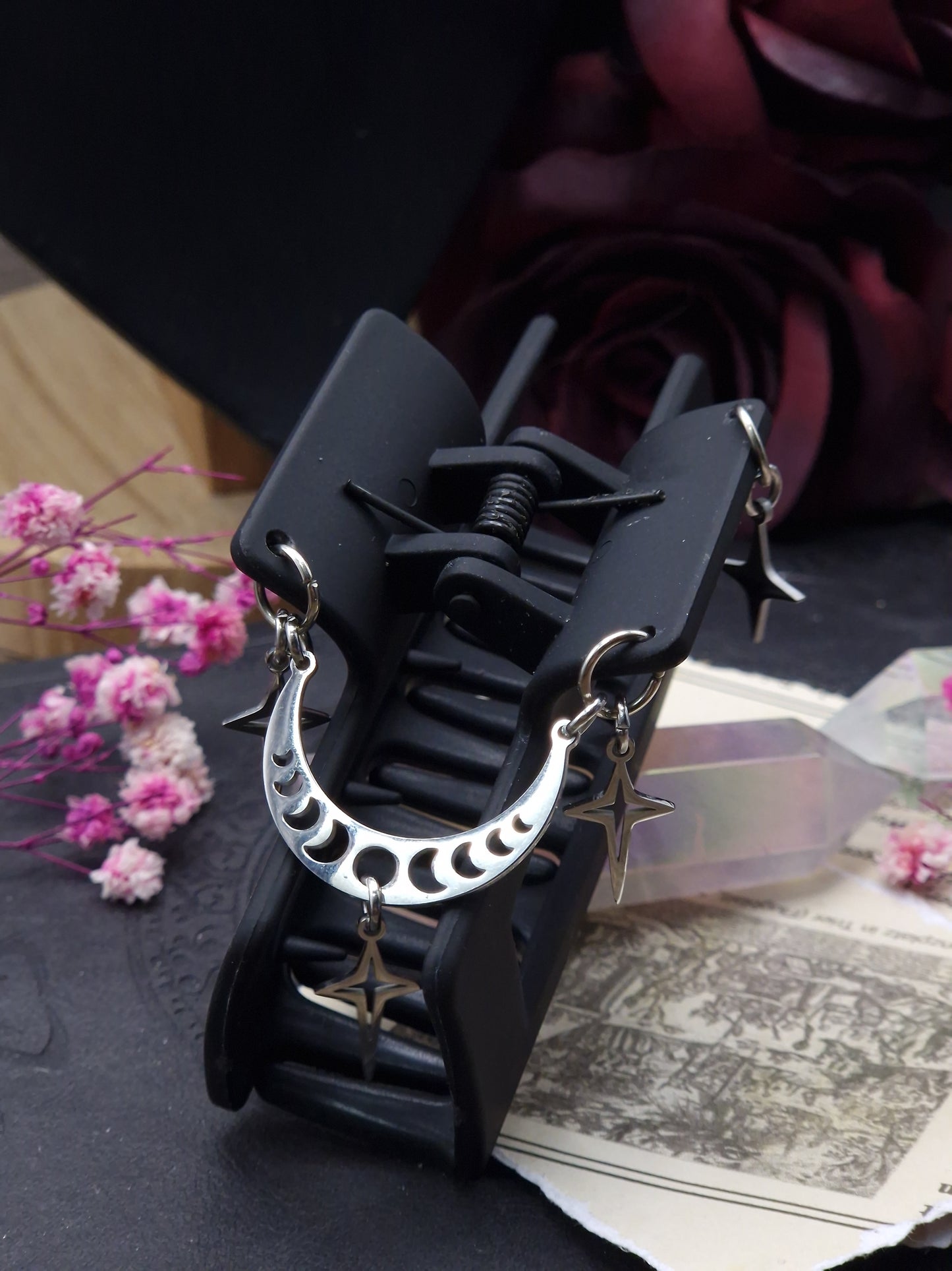 Nocturne Crescent – Schwarze Mondklammer
