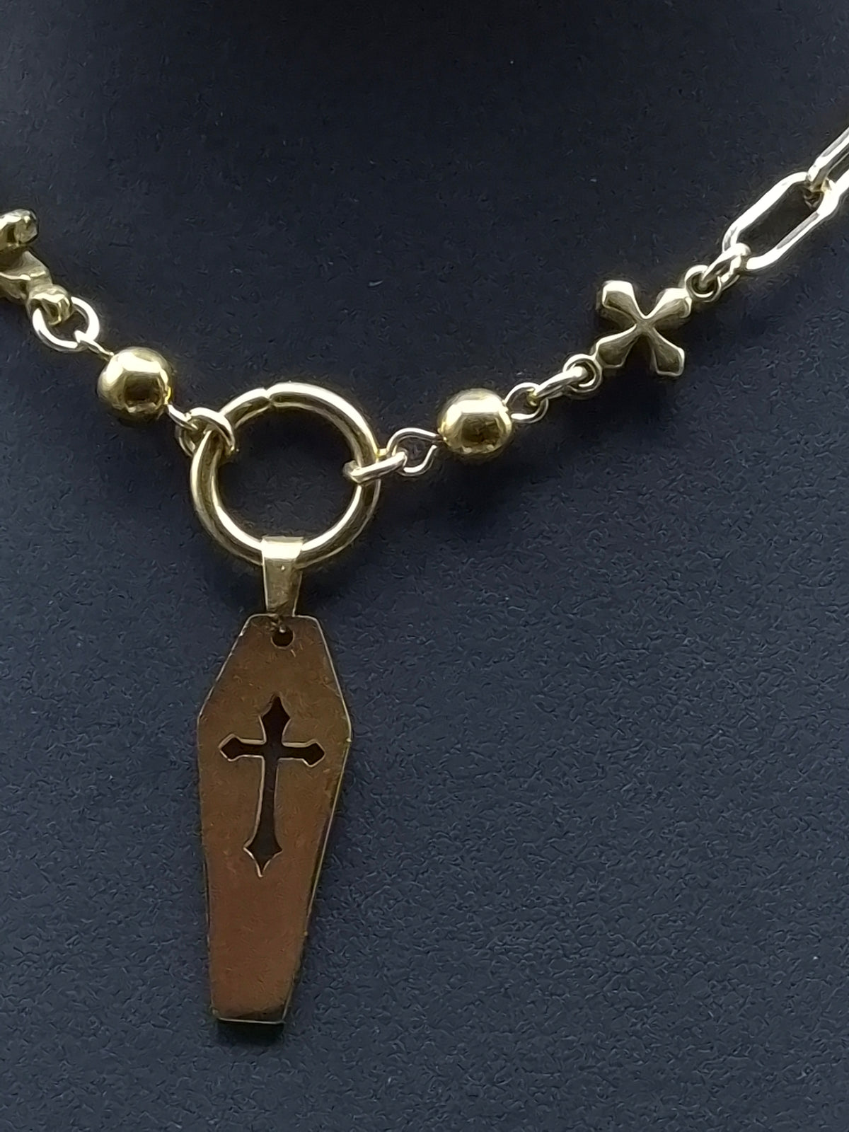 Sacred Casket – Sarg-Collier