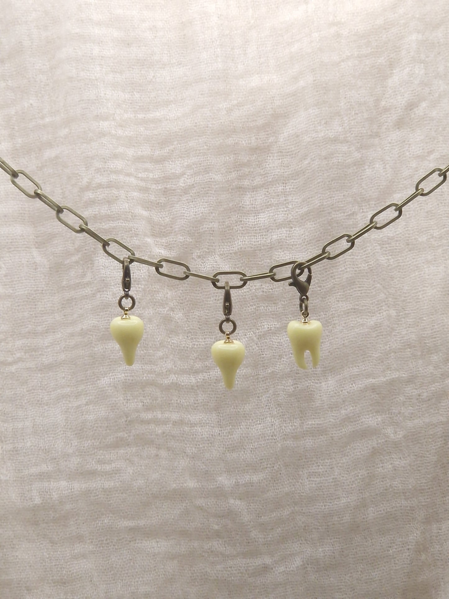 Zähnchen Charm