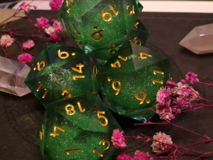 Chunky D20 „Emerald Enchantments“