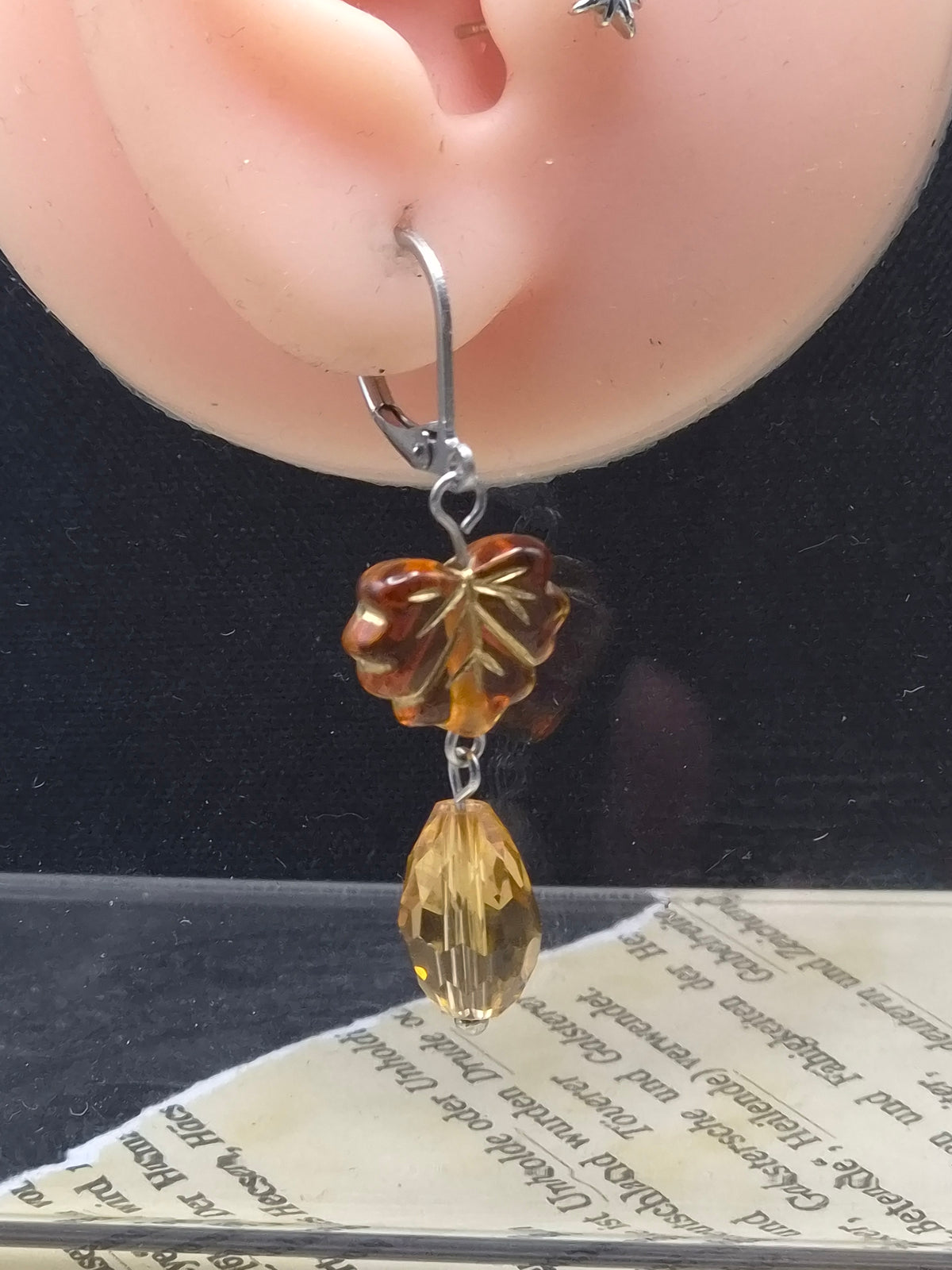 Amberwood – Herbstblatt-Ohrringe
