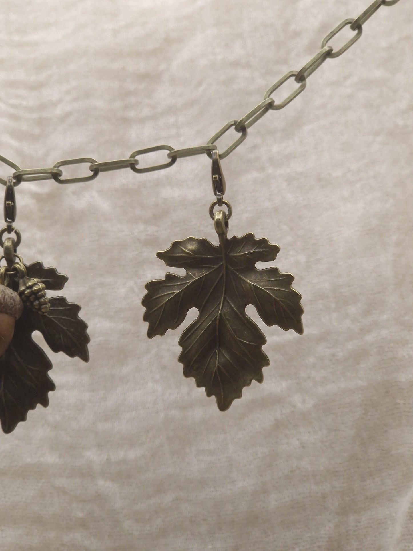 Ahorn Blatt Charm