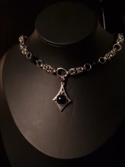 Chainspell „Eclipsed Guardian“