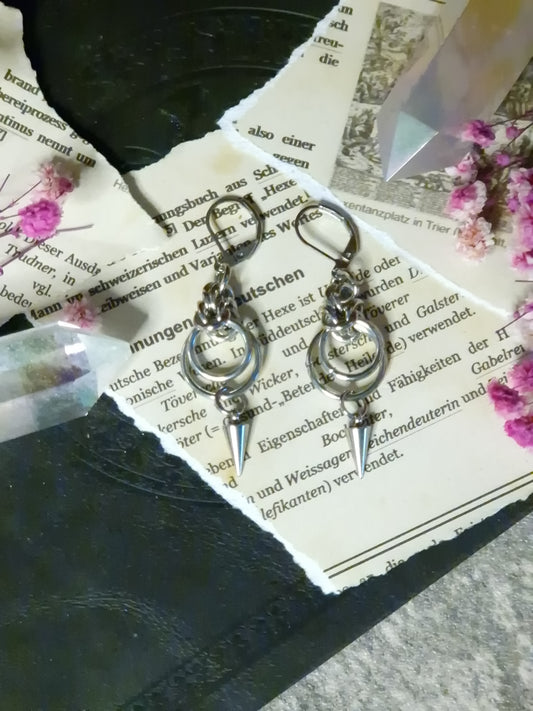 „Chain Sentinel“ - Spike Ohrringe