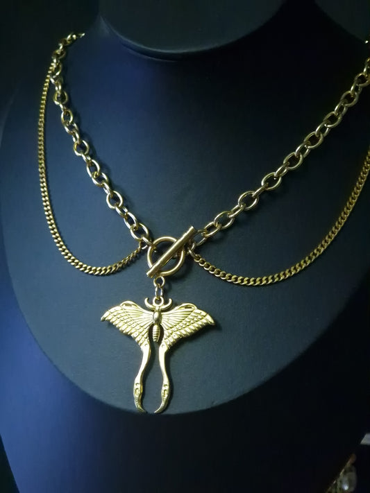 Chunky Luna Moth Kette gold