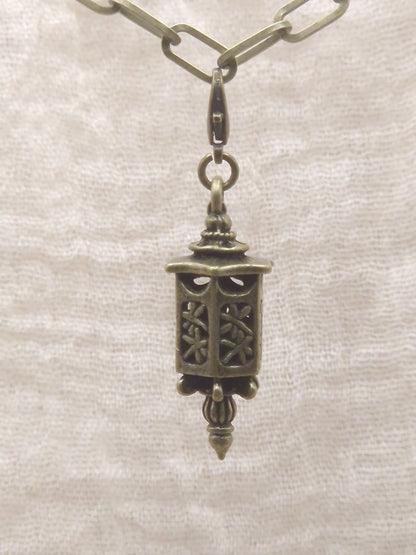 antike Lampe Charm