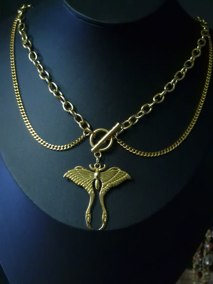 Chunky Luna Moth Kette gold